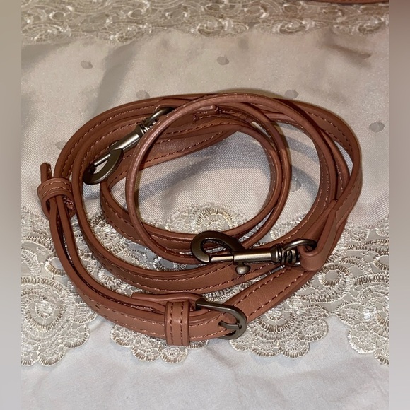 Women’s Pixie Mood Demi Vegan Leather Convertible Crossbody Waist Bag Fanny pack - Picture 4 of 16